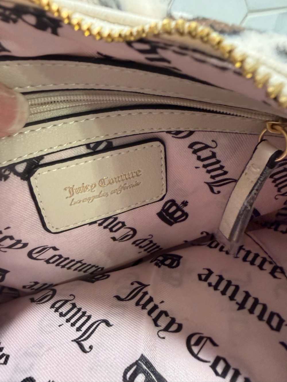 Juicy Couture Snow Leopard Love Fur Shoulder Bag Gold Trim NEW Fur Heart Charm - Picture 8 of 12